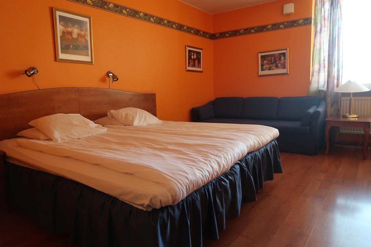 Hotel Aveny Bed & Breakfast イェブレ エクステリア 写真
